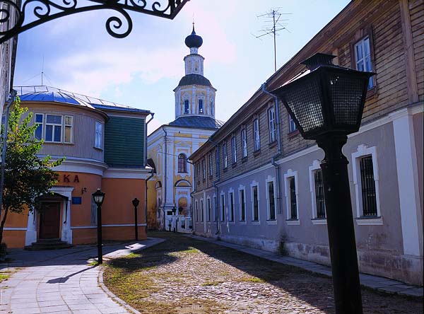Старый дворик. Владимир. / Old small yard. Vladimir.