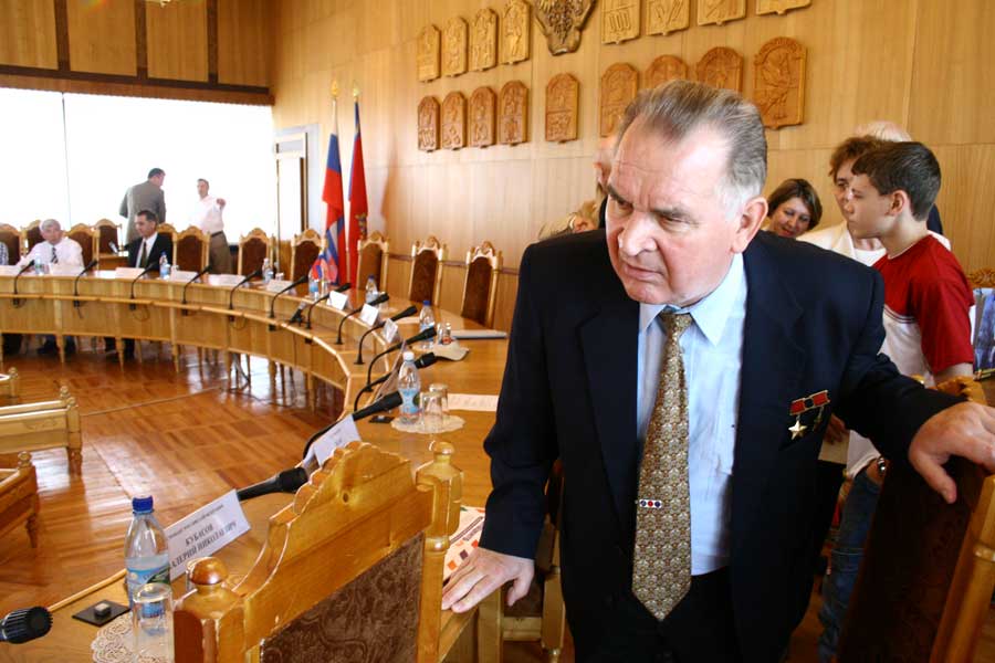 В.Кубасов ищу посадку